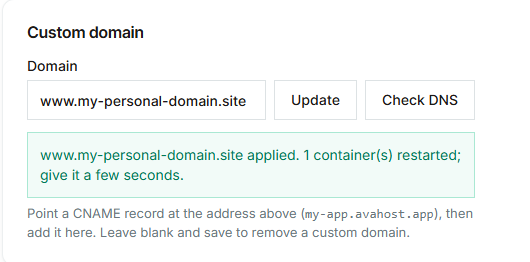 Підтвердження AVA HOST про те, що користувацький домен був застосований і контейнер програми перезавантажено
